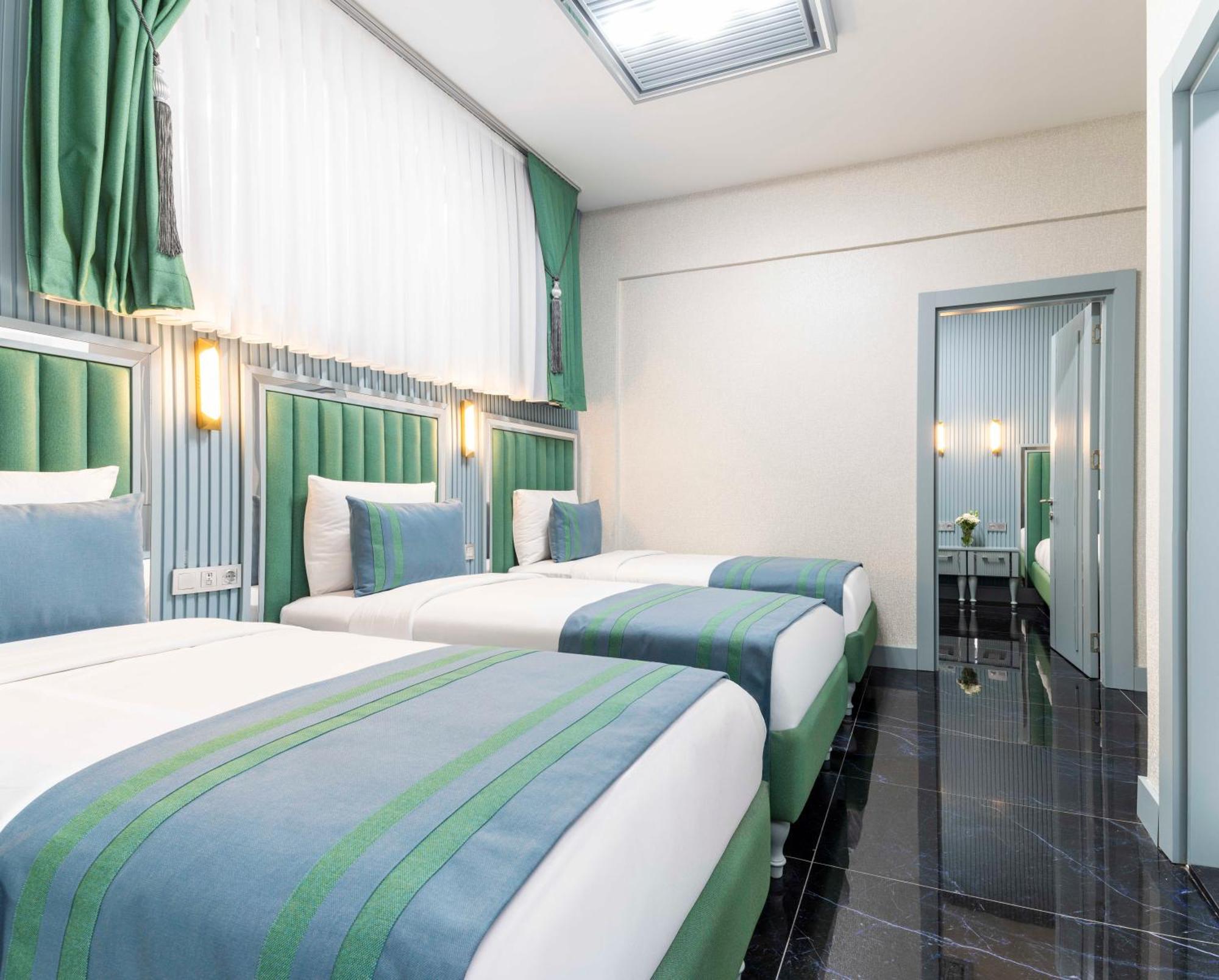 Santa Rio Gold Taxim Hotel อิสตันบูล ภายนอก รูปภาพ