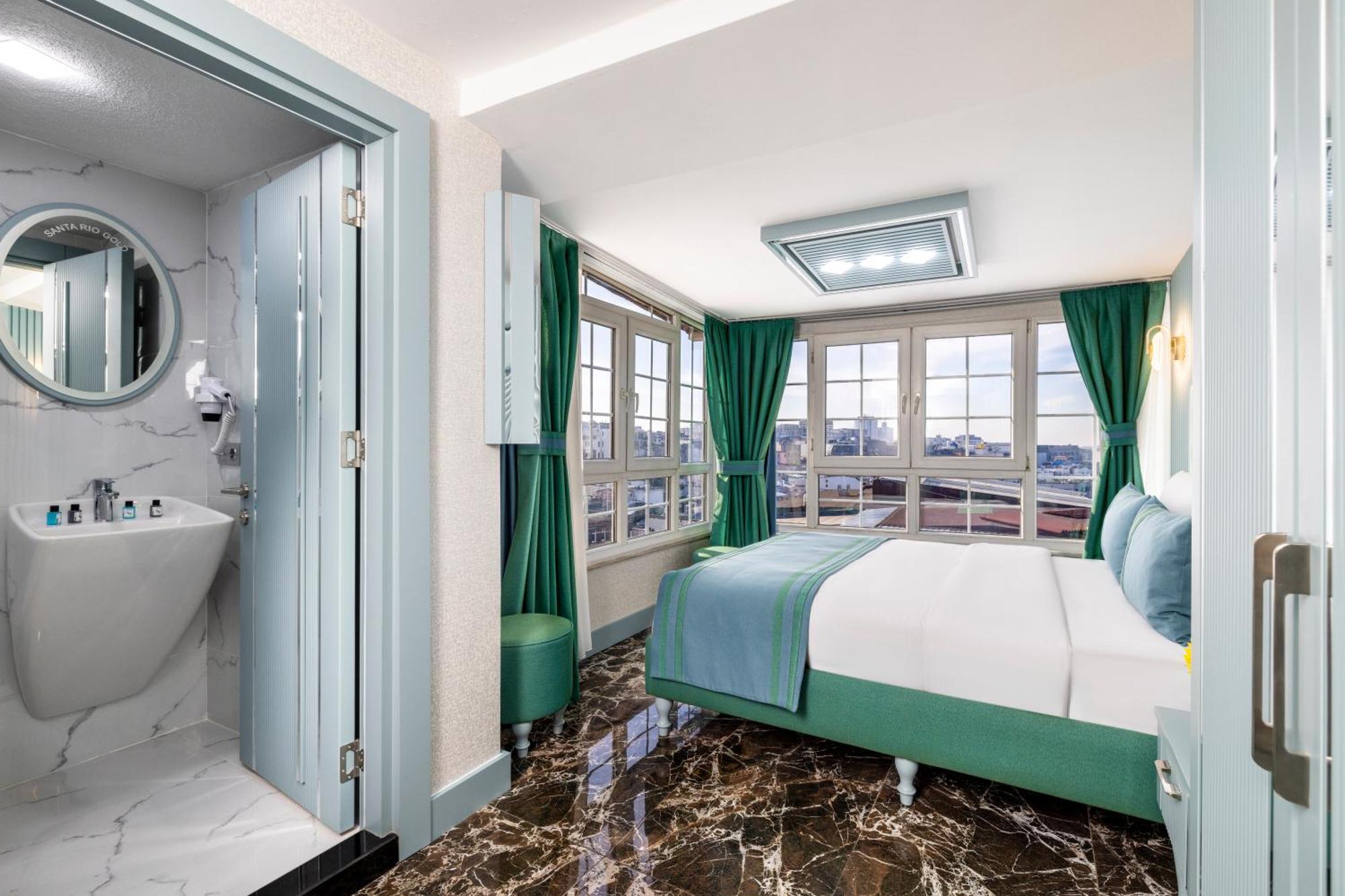 Santa Rio Gold Taxim Hotel อิสตันบูล ภายนอก รูปภาพ