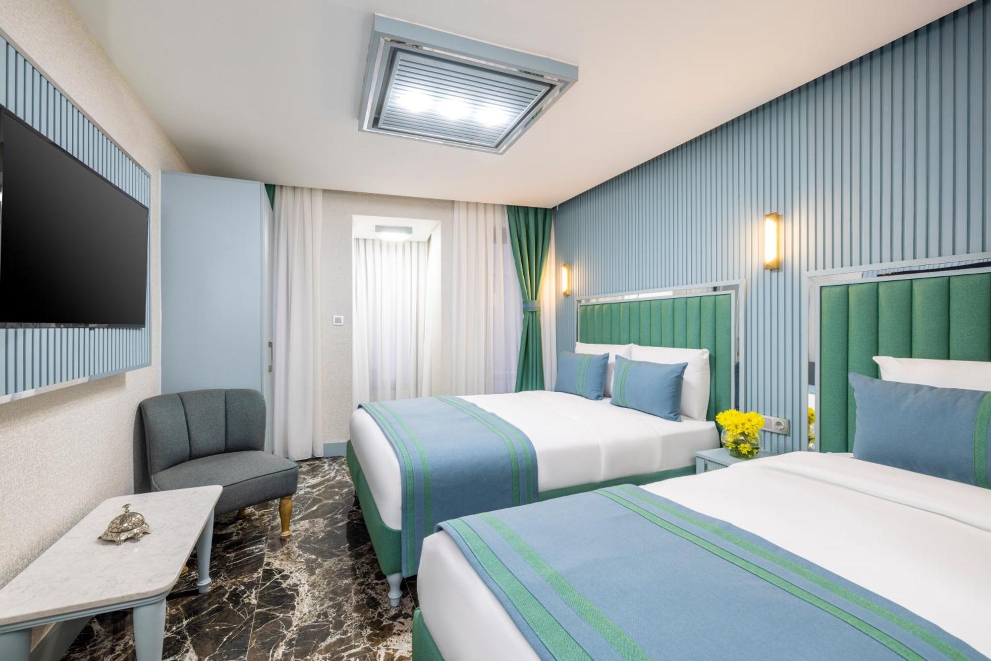 Santa Rio Gold Taxim Hotel อิสตันบูล ภายนอก รูปภาพ